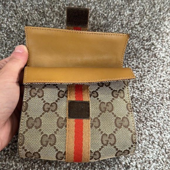 Authentic Gucci Wallet - Picture 6 of 8